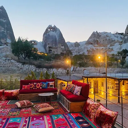 Yastik - Cappadocia * Goreme